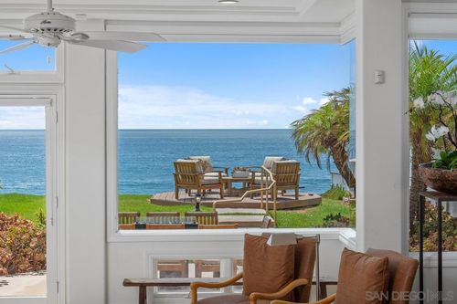 538 4th St, Encinitas, CA, 92024-3404 | Card Image