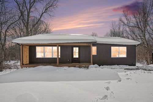 11670 Wilson Rd, Nunica, MI, 49448-9633 | Card Image