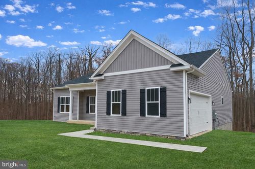 10416 Ni River Dr, SPOTSYLVANIA, VA, 22553-3771 | Card Image