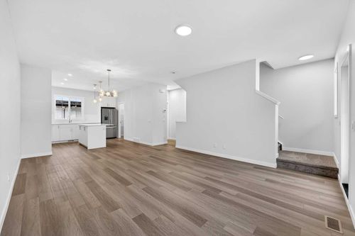 10 Hotchkiss Path Se, Calgary, AB, T3S0T4 | Card Image