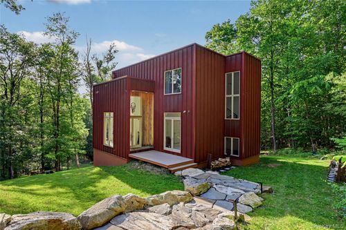 95 Deer Hill Ct, Carmel, NY, 10512-4720 | Card Image