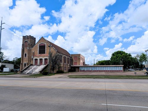 1180 Washington Blvd, Beaumont, TX, 77705-2111 | Card Image