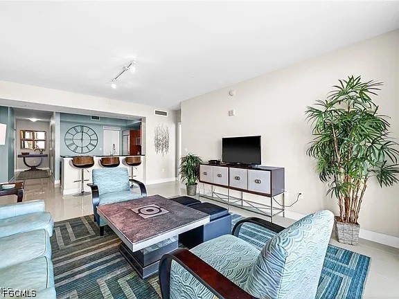 Residential Lease in Fort Myers 3