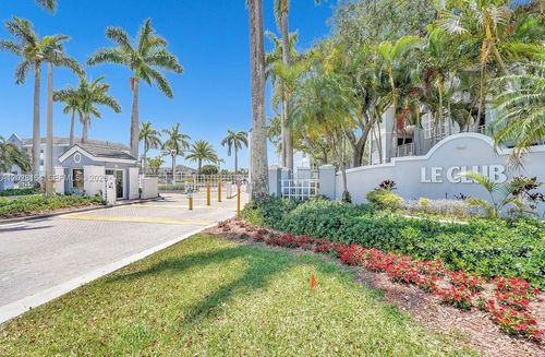 303-8580 Sw 212th St, Cutler Bay, FL, 33189-3378 | Card Image