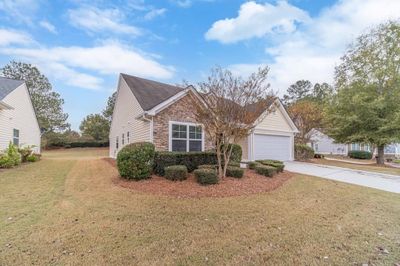 3741 Village Main Street, House other with 3 bedrooms, 2 bathrooms and null parking in Loganville GA | Image 2