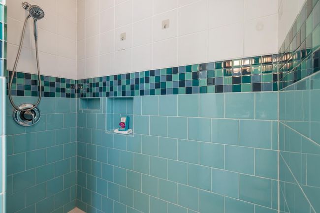 Shower in the ensuite bathroom | Image 26