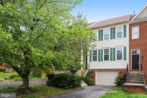 20913 Sandstone Sq, STERLING, VA, 20165-7221 | Card Image