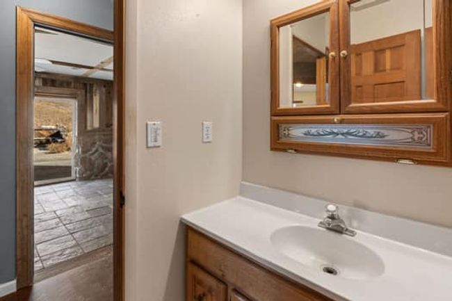 149 Bear Gulch Rd, House other with 3 bedrooms, 4 bathrooms and null parking in Basin MT | Image 40