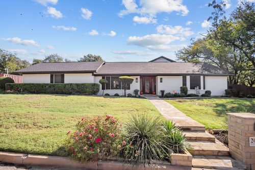 2016 Nw 4th Ave, Mineral Wells, TX, 76067-2806 | Card Image