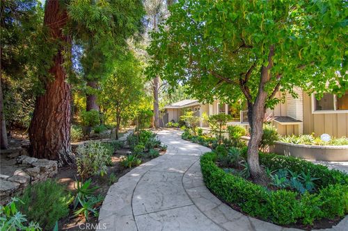 4809 Hasekian Dr, Tarzana, CA, 91356 | Card Image