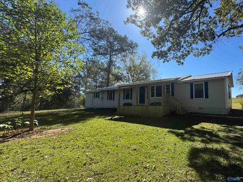 662 County Road 454, Crossville, AL, 35962-3941 | Card Image