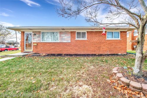 12876 Martin Rd, Warren, MI, 48088-4201 | Card Image