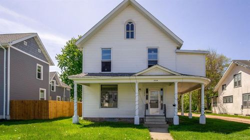 0-1204 State St, Eau Claire, WI, 54701-3918 | Card Image
