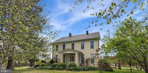 36625 Shoemaker School Rd, PURCELLVILLE, VA, 20132-3923 | Card Image