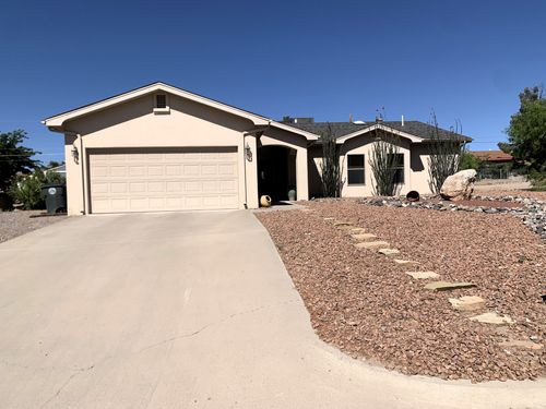 914 Spruce St, Truth Or Consequences, NM, 87901-1556 | Card Image