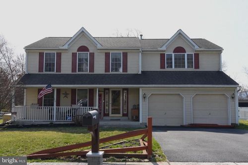 500 Antietam Dr, DOUGLASSVILLE, PA, 19518-8765 | Card Image