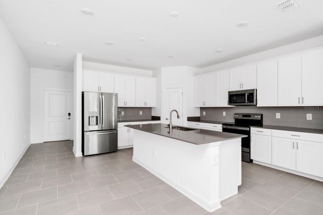 1596 Contentment Loop, House other with 3 bedrooms, 2 bathrooms and null parking in KISSIMMEE FL | Image 6