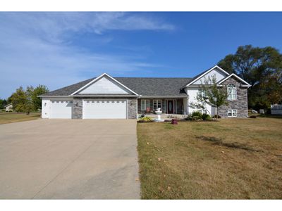 W7320 Kristen Drive, House other with 3 bedrooms, 2 bathrooms and null parking in Pacific WI | Image 1