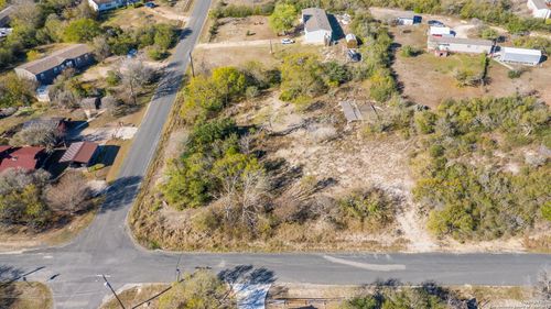 18919 County Road 5733, Castroville, TX, 78009-2203 | Card Image