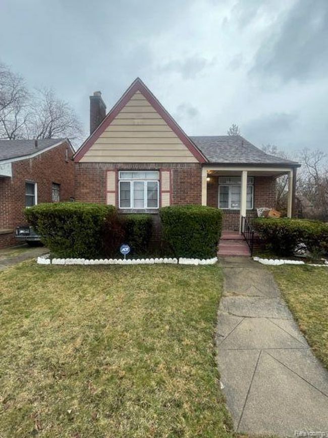 8862 Terry Street, House other with 2 bedrooms, 1 bathrooms and null parking in Detroit MI | Image 4