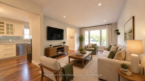 40 Smyth Cres, Beeton, ON, L0G1A0 | Card Image