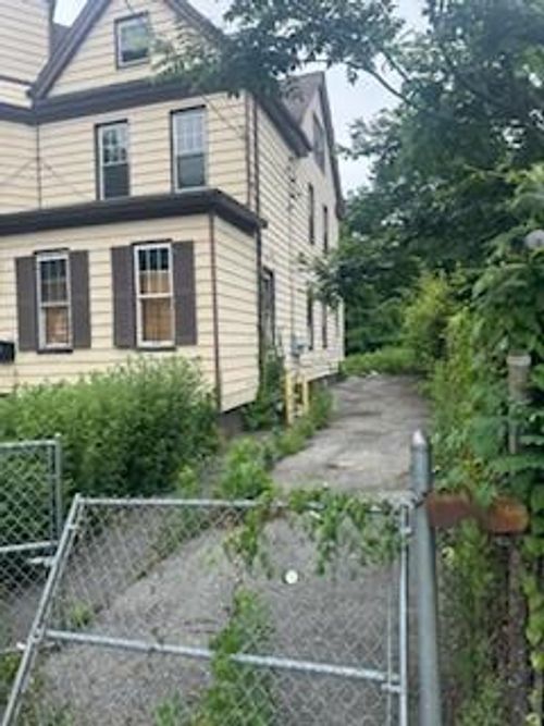111 S Fulton Ave, Mount Vernon, NY, 10550-5105 | Card Image