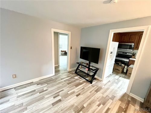 u1-4018 #1 Forest Hill Avenue, Richmond, VA, 23225 | Card Image