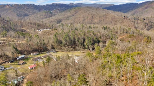 1205 Maples Manor Way, Home with 0 bedrooms, 0 bathrooms and null parking in GATLINBURG TN | Image 27