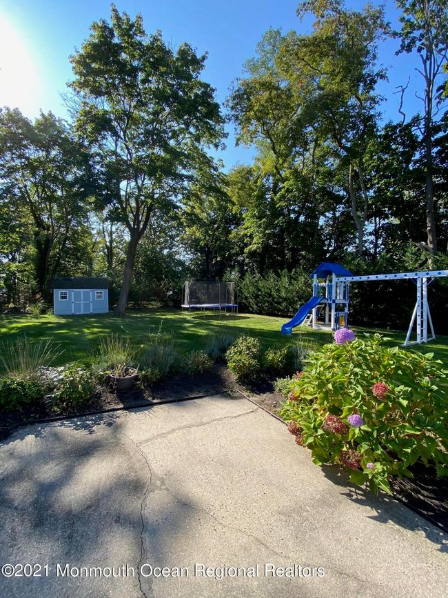 372 Lake Ave, House other with 4 bedrooms, 2 bathrooms and null parking in Oakhurst NJ | Image 10