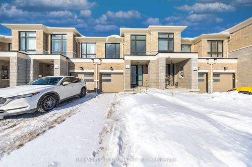 972 Crowsnest Hollow, Pickering, ON, L1X0P4 | Card Image