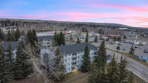 104b-5601 Dalton Drive Nw, Calgary, AB, T3A2E2 | Card Image