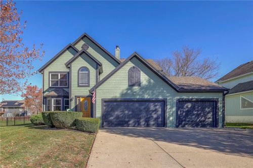 404 Sw Seagull Street, Lee's Summit, MO, 64082 | Card Image