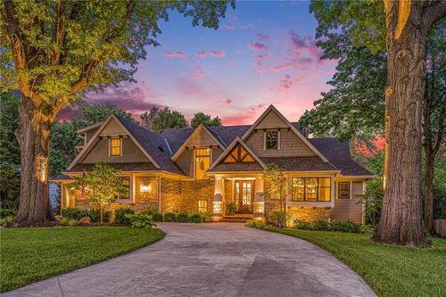 9001 Lee Blvd, Leawood, KS, 66206-1854 | Card Image