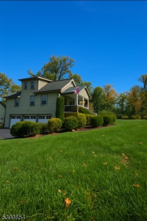 ch-96 Grandview Ave, North Caldwell, NJ, 07006-4707 | Card Image