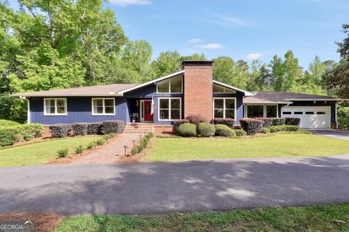 200 Camp Creek Trl, Peachtree City, GA, 30269-2303 | Card Image