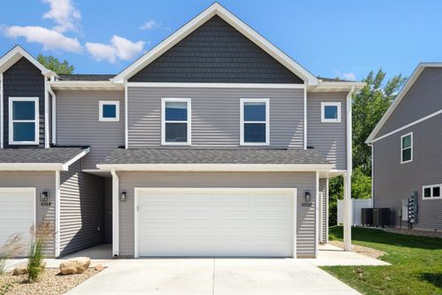 405-4320 Spruce Creek Dr, Cedar Falls, IA, 50613-6458 | Card Image