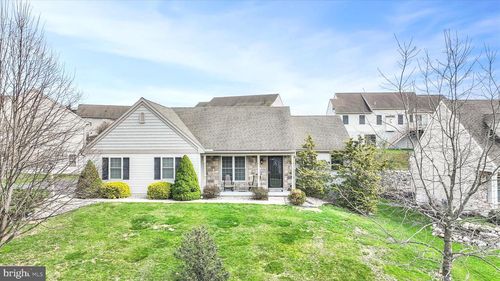 858 Water Edge Ct, LEBANON, PA, 17046-2157 | Card Image