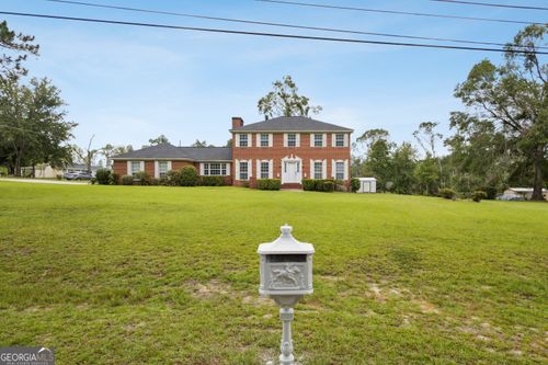 1900 Williams Ct, Vidalia, GA, 30474-6115 | Card Image