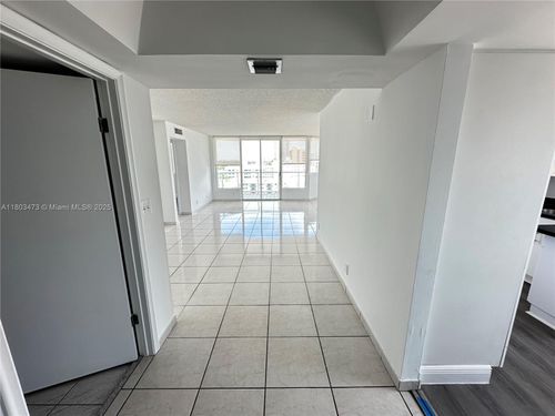apt-1101-3411 Indian Creek Dr, Miami Beach, FL, 33140-4063 | Card Image