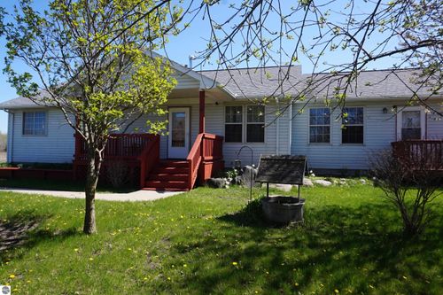 1758 E Manor Rd, Au Gres, MI, 48703-9528 | Card Image