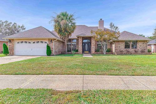 10207 Bristol Park Rd, Cantonment, FL, 32533-6647 | Card Image