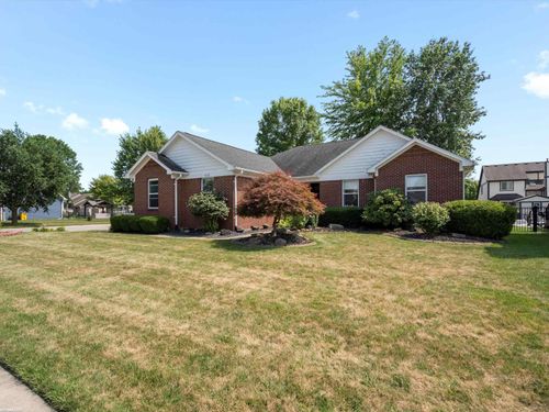 37228 Sienna Oaks Dr, New Baltimore, MI, 48047-5504 | Card Image