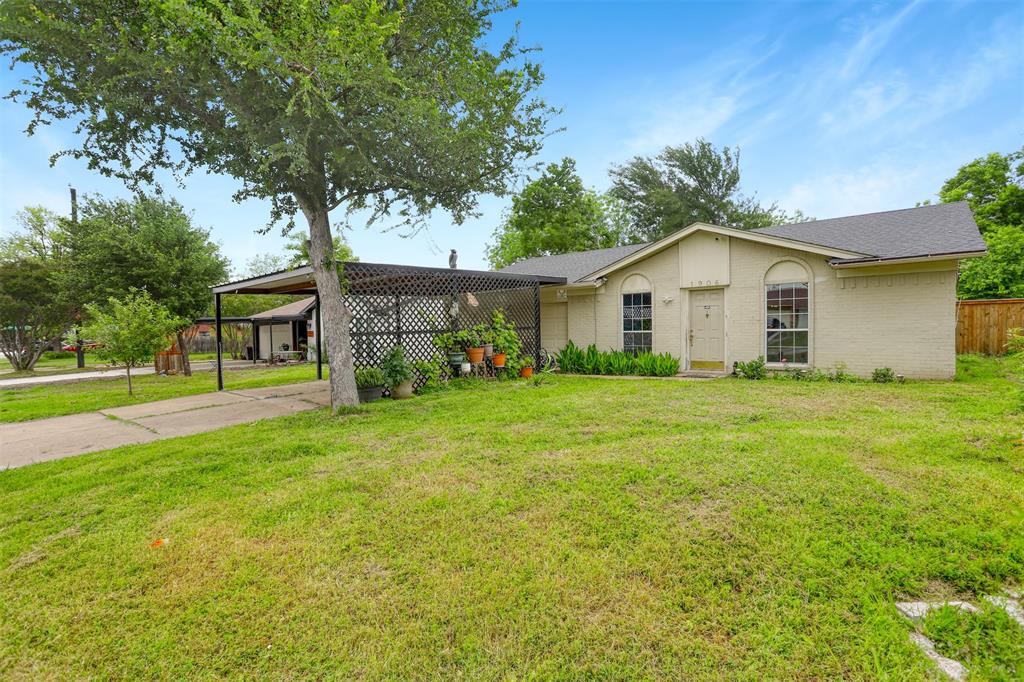 Avenue B , Grand Prairie, TX 75051