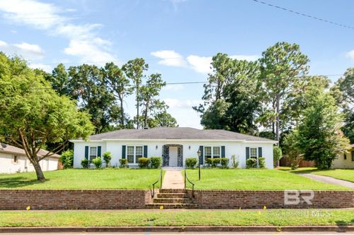 4059 Westmoreland Dr S, Mobile, AL, 36609-6133 | Card Image
