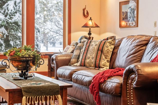 Luxury in the Mountains | Image 18