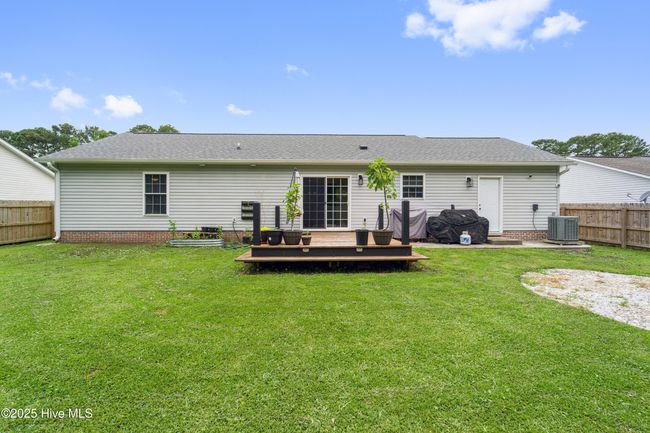 109 King St, House other with 3 bedrooms, 2 bathrooms and 1 parking in Jacksonville NC | Image 43