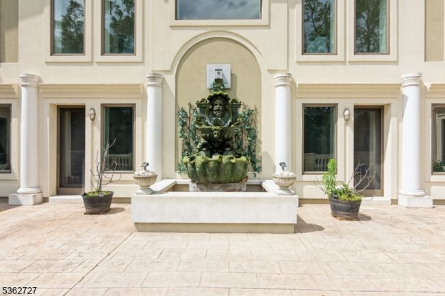 27 Mare Haven Ct, House other with 5 bedrooms, 4 bathrooms and null parking in North Brunswick NJ | Image 33