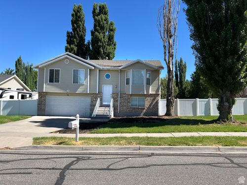 928 W 1400 S, Woods Cross, UT, 84087 | Card Image