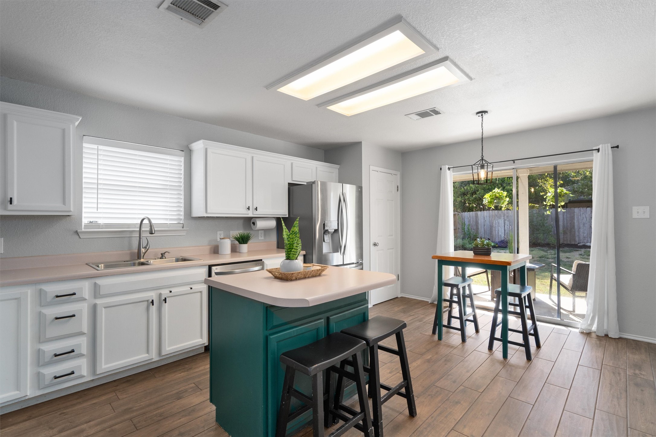 Taline Cir, Austin, TX 78748