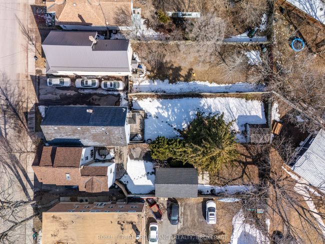 445 Alfred St, House other with 4 bedrooms, 2 bathrooms and 3 parking in Kingston ON | Image 35